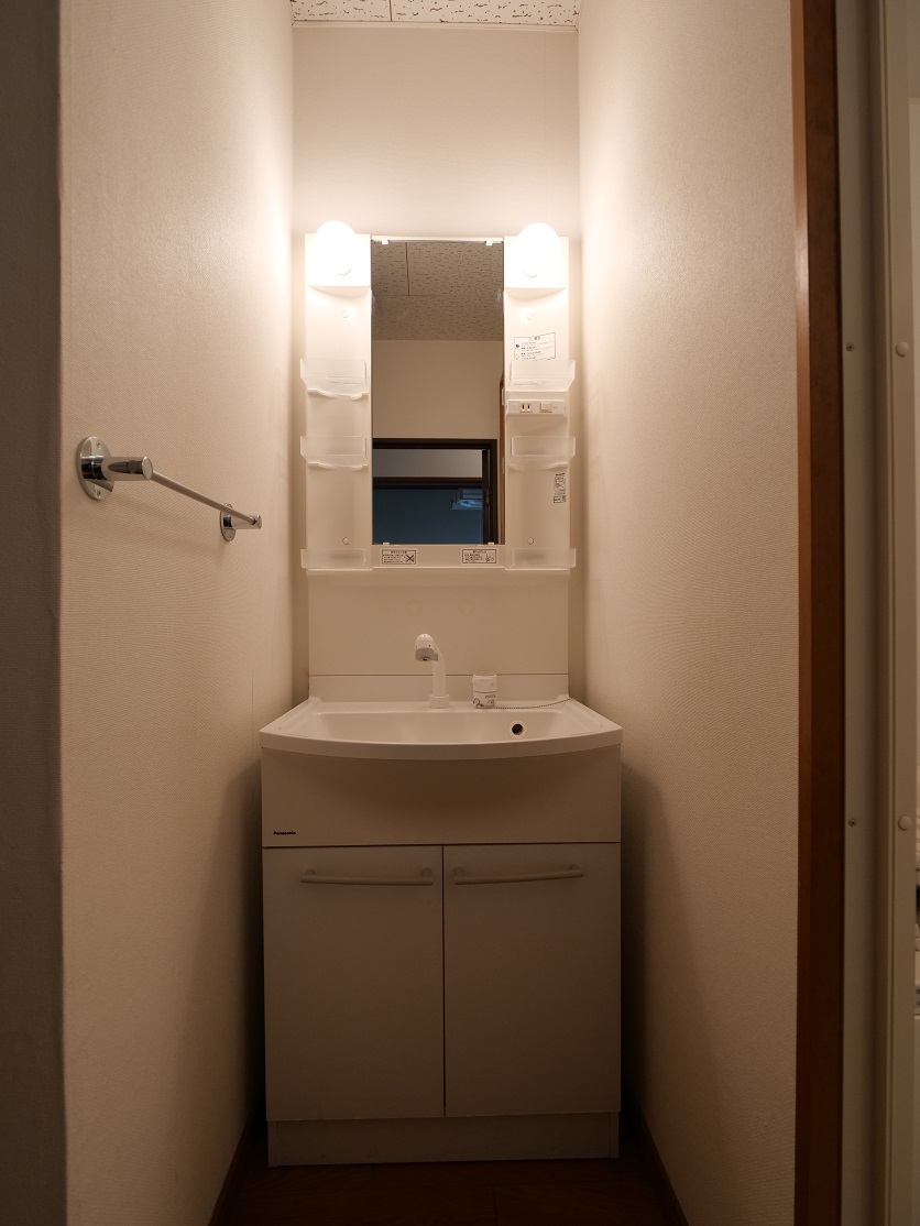 シャワー付き洗面台